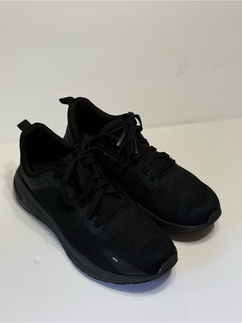 AVIA Women’s Lightweight Black Knit Athletic Slip Resistant Sneakers Sz 9.5